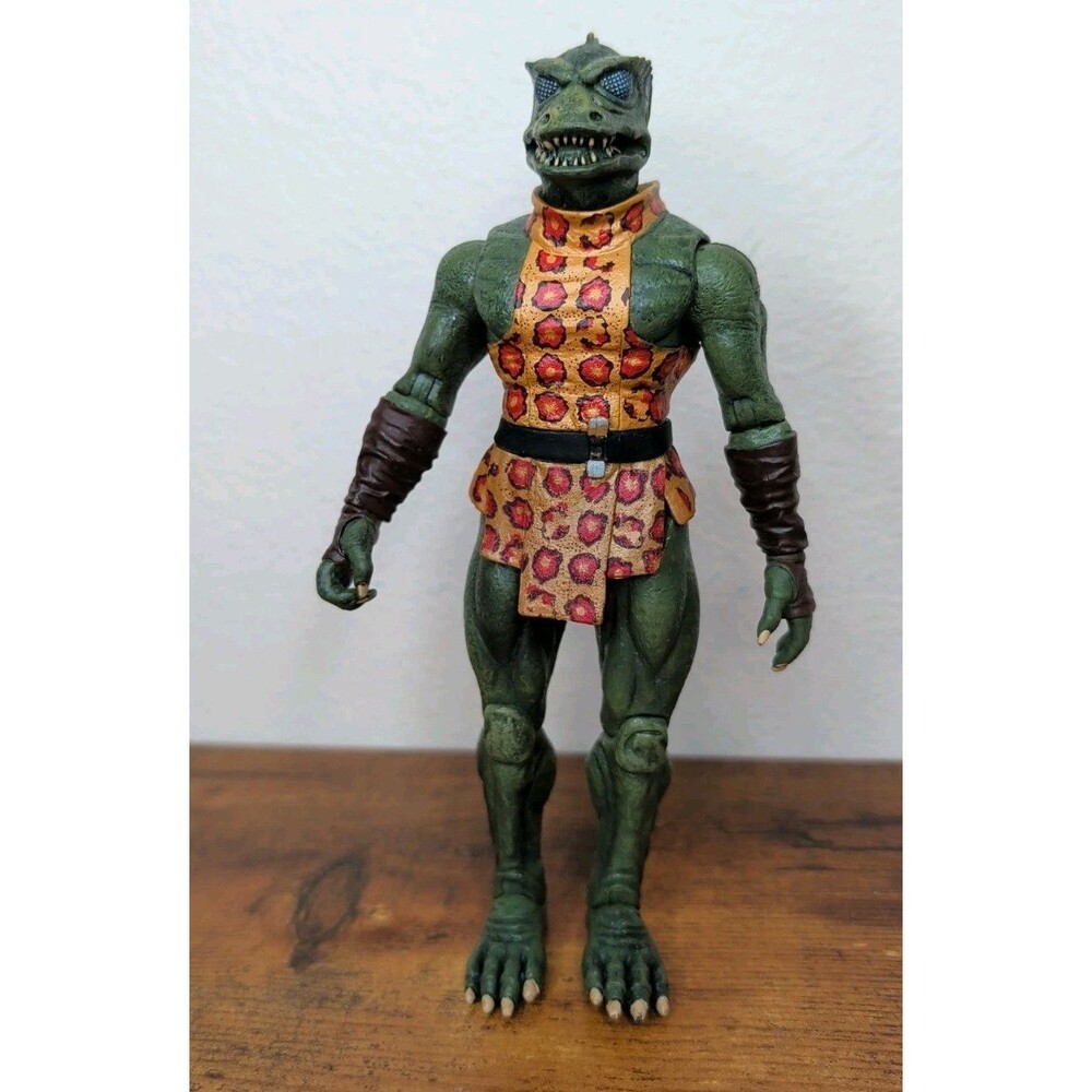 Vintage 2004 Art Asylum Star Trek Gorn 7" Action Figure